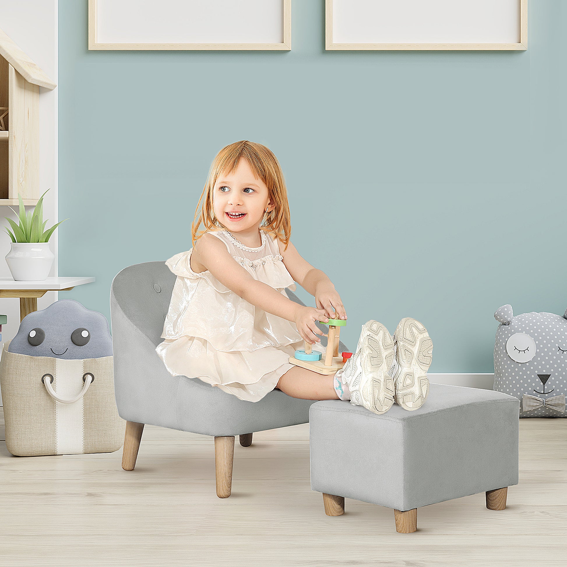 HOMCOM Childrens Armchair, Toddlercouch, with Footstool, Eucalyptus Wood, Dutch Velvet Grey 